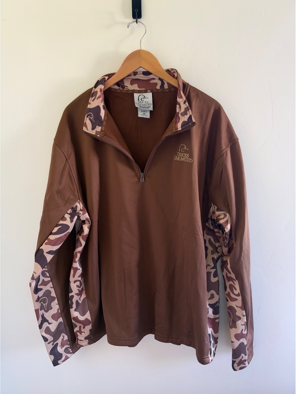 Ducks Unlimited Men’s XXL Brown Camo Quarter Zip Hunting Pullover